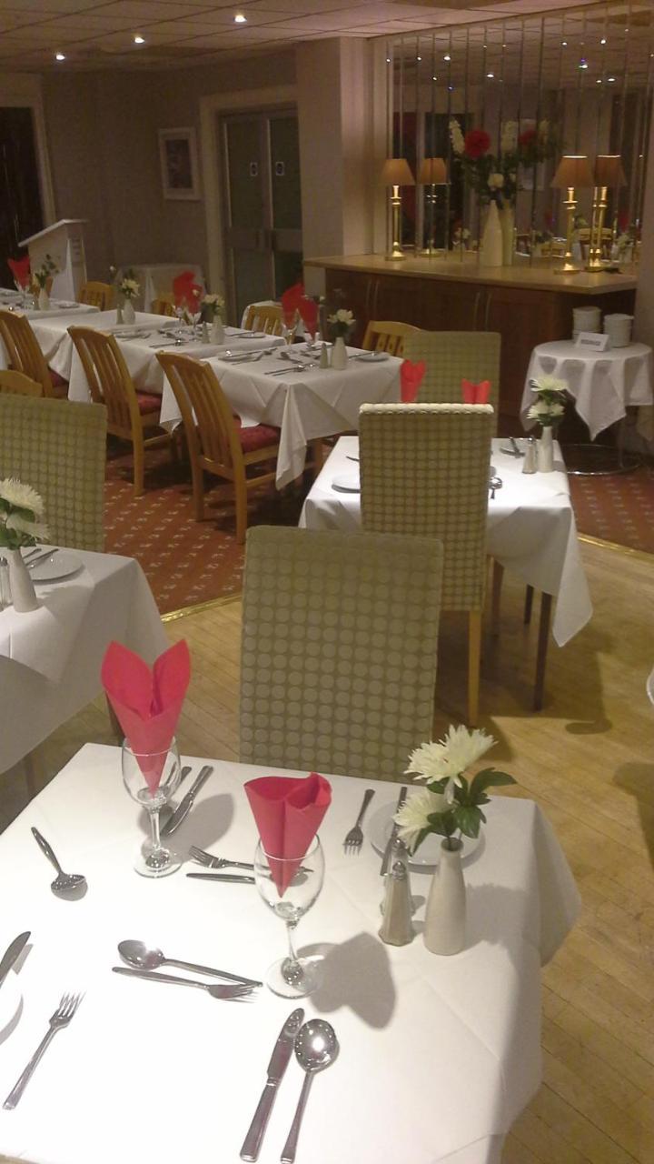 Chequers Plaza Hotel Blackpool Exterior photo