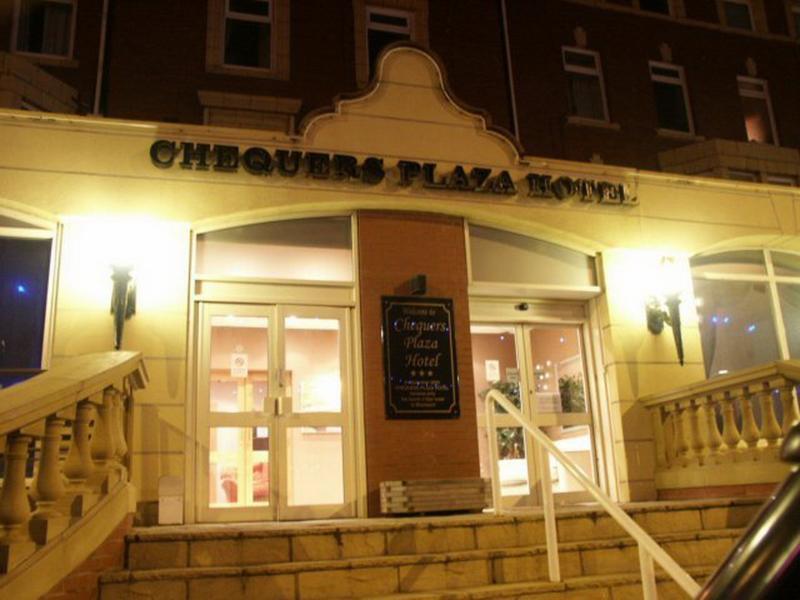 Chequers Plaza Hotel Blackpool Exterior photo